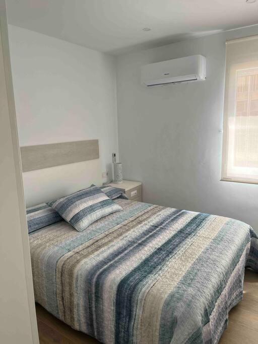 Apartamento Con Preciosas Vistas A Pie De Playa Santa Pola Exterior photo